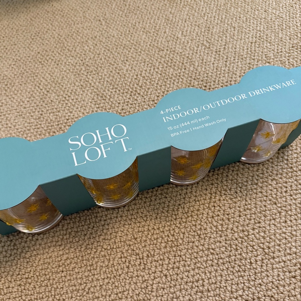 bumblebee indoor/outdoor drinkware set of 4 - soho loft!